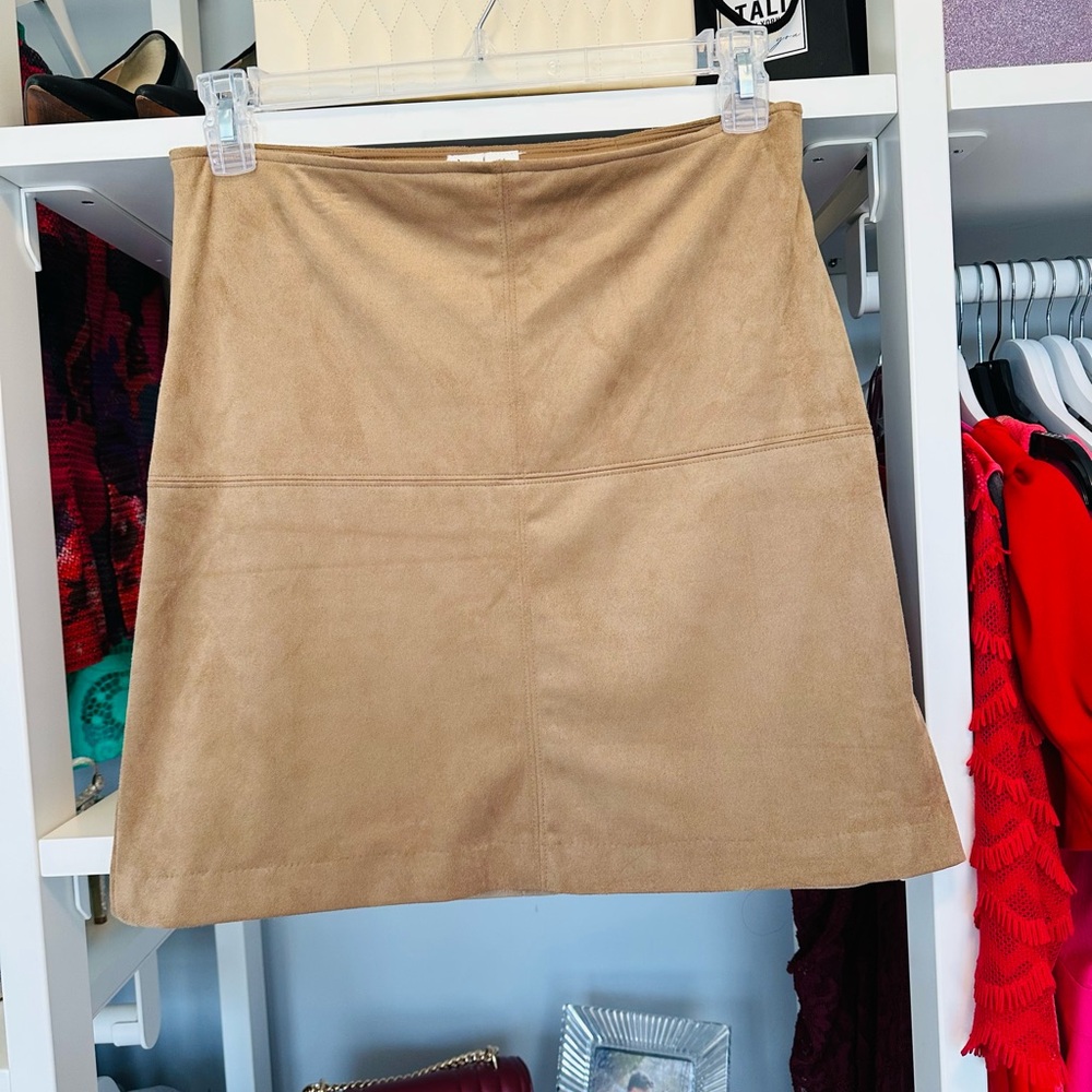 Artisan NY Camel 🐪 Suede Women's Mini Skirt